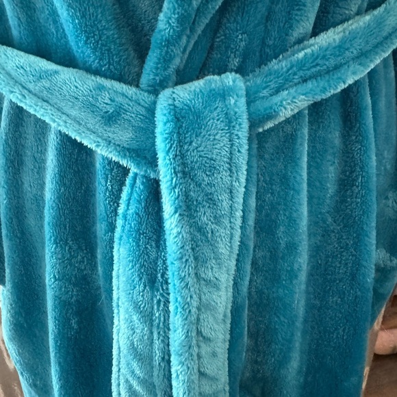 NWOT sz L/xl robe teal super soft! - Picture 5 of 5